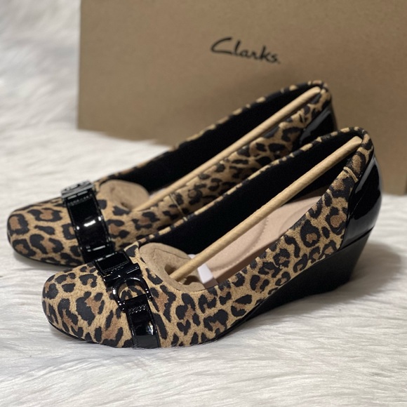 New clarks women Flores Tulip Wedge Pump - Picture 9 of 16